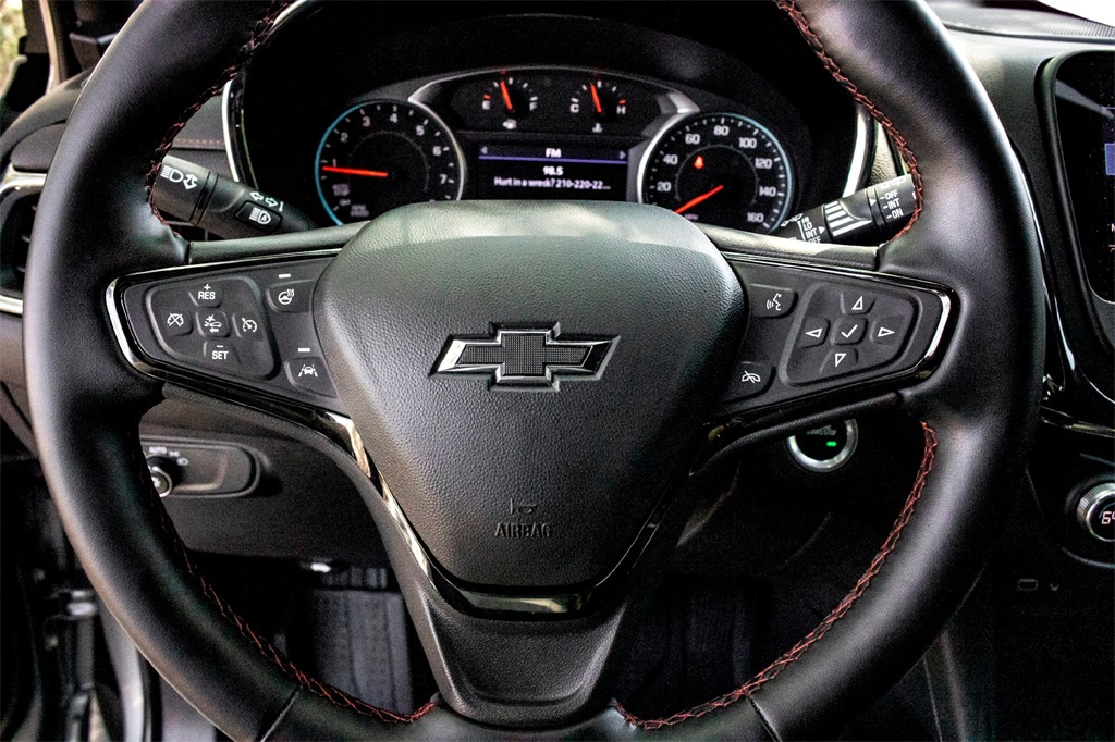 2024 Chevrolet Equinox RS photo 17