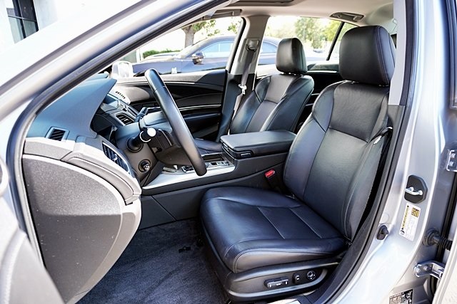 2017 Acura RLX Technology photo 13
