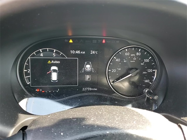2024 Nissan Kicks SR photo 14