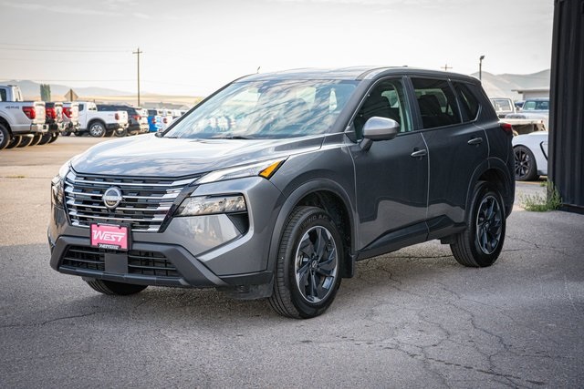 2024 Nissan Rogue SV photo 10