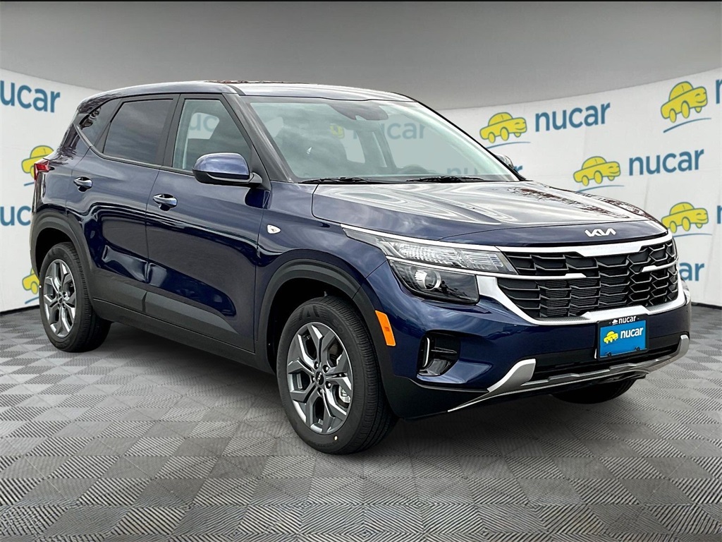 2026 Kia Seltos LX's photo