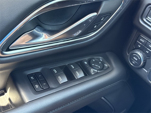 2023 Chevrolet Tahoe Z71 photo 18