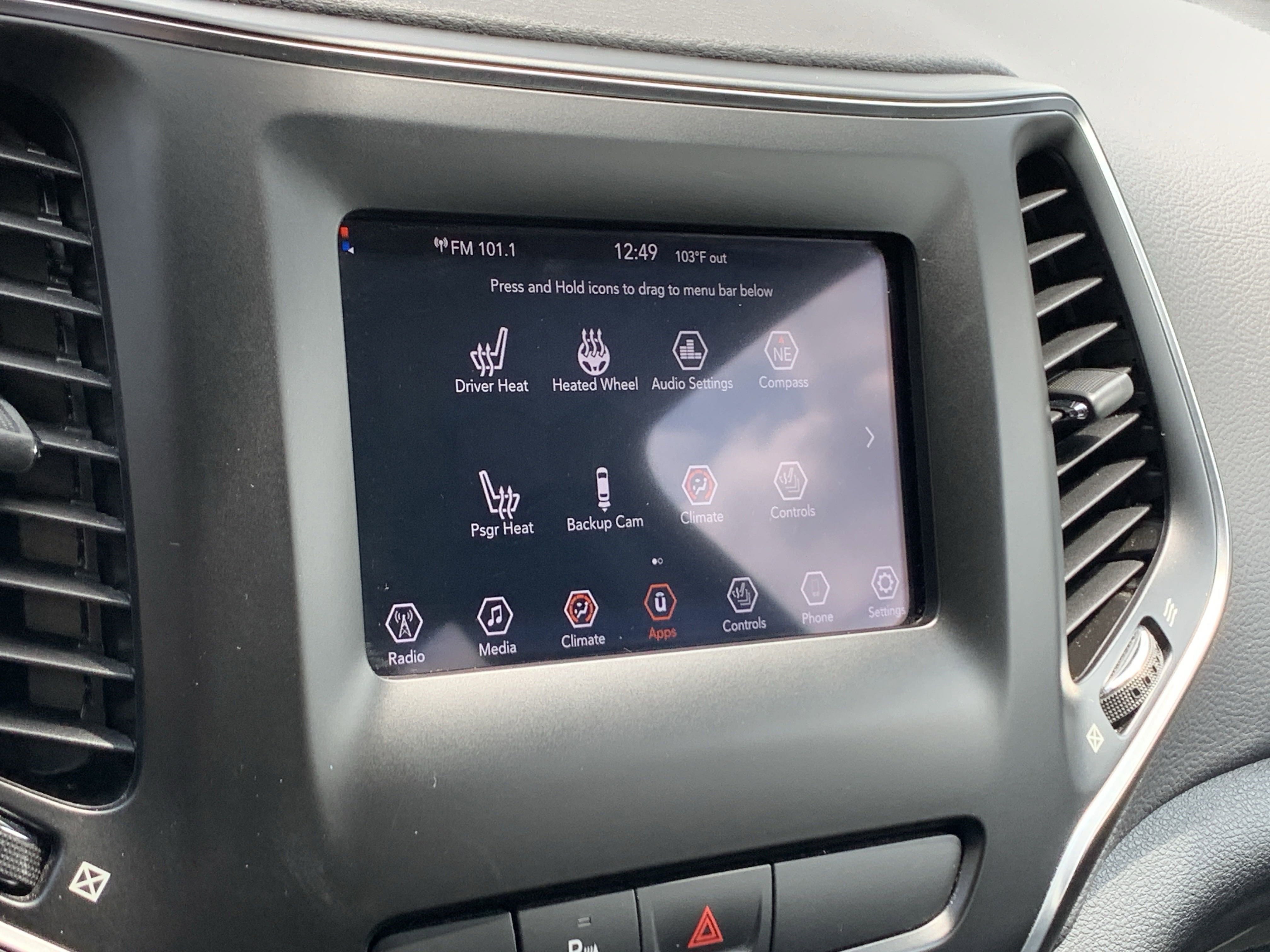 2020 Jeep Cherokee Latitude photo 23