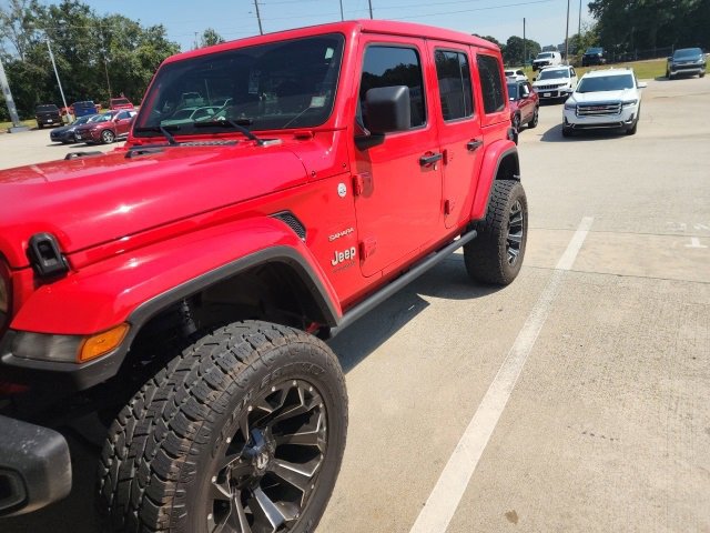 2021 Jeep Wrangler Unlimited Sahara photo 5