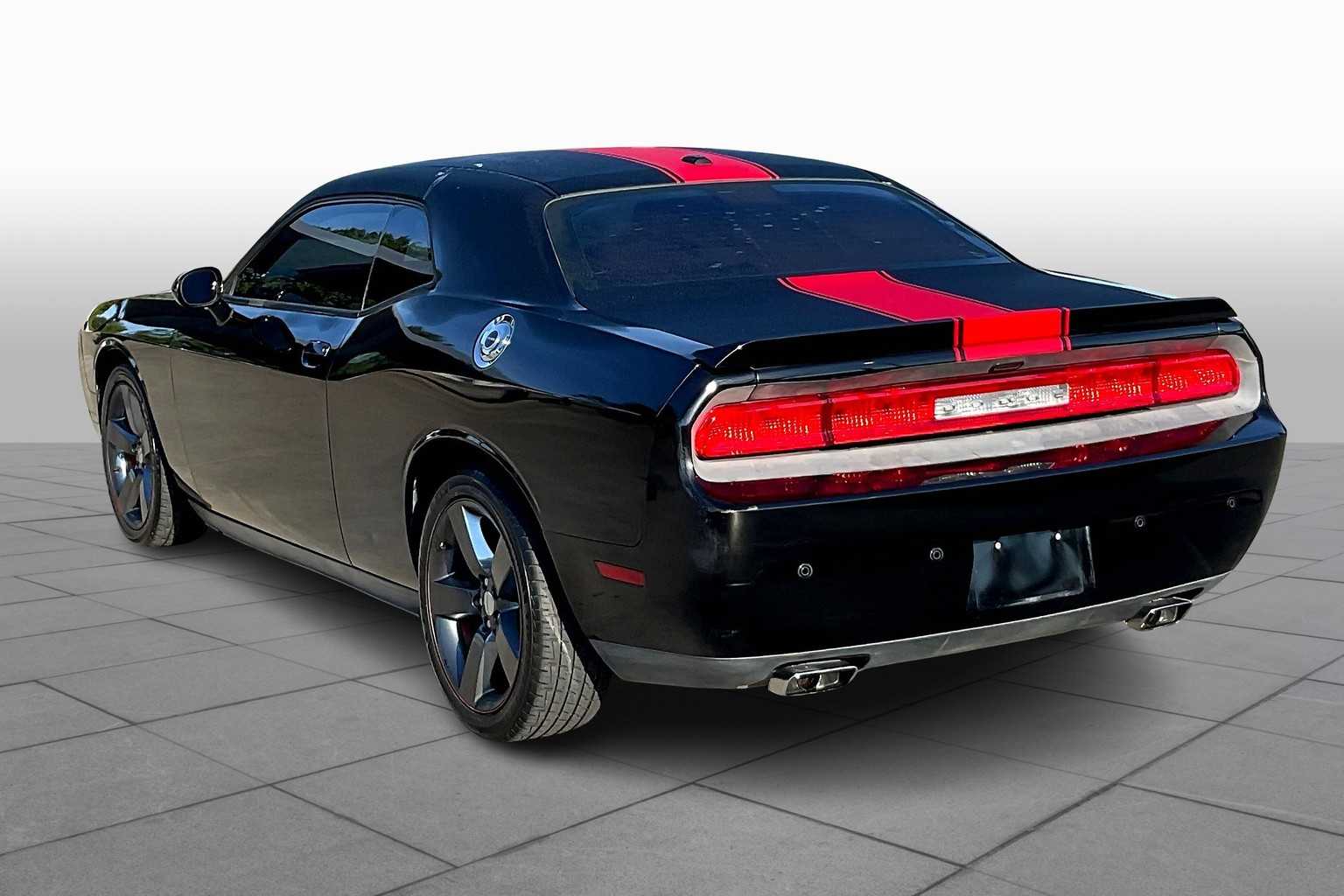 2013 Dodge Challenger Rallye Redline photo 10