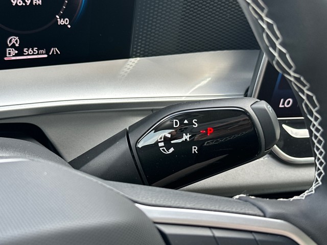 2025 Volkswagen Tiguan SE photo 33