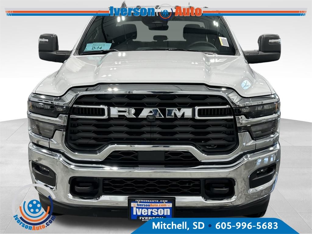 2026 Ram 3500 Tradesman photo 2