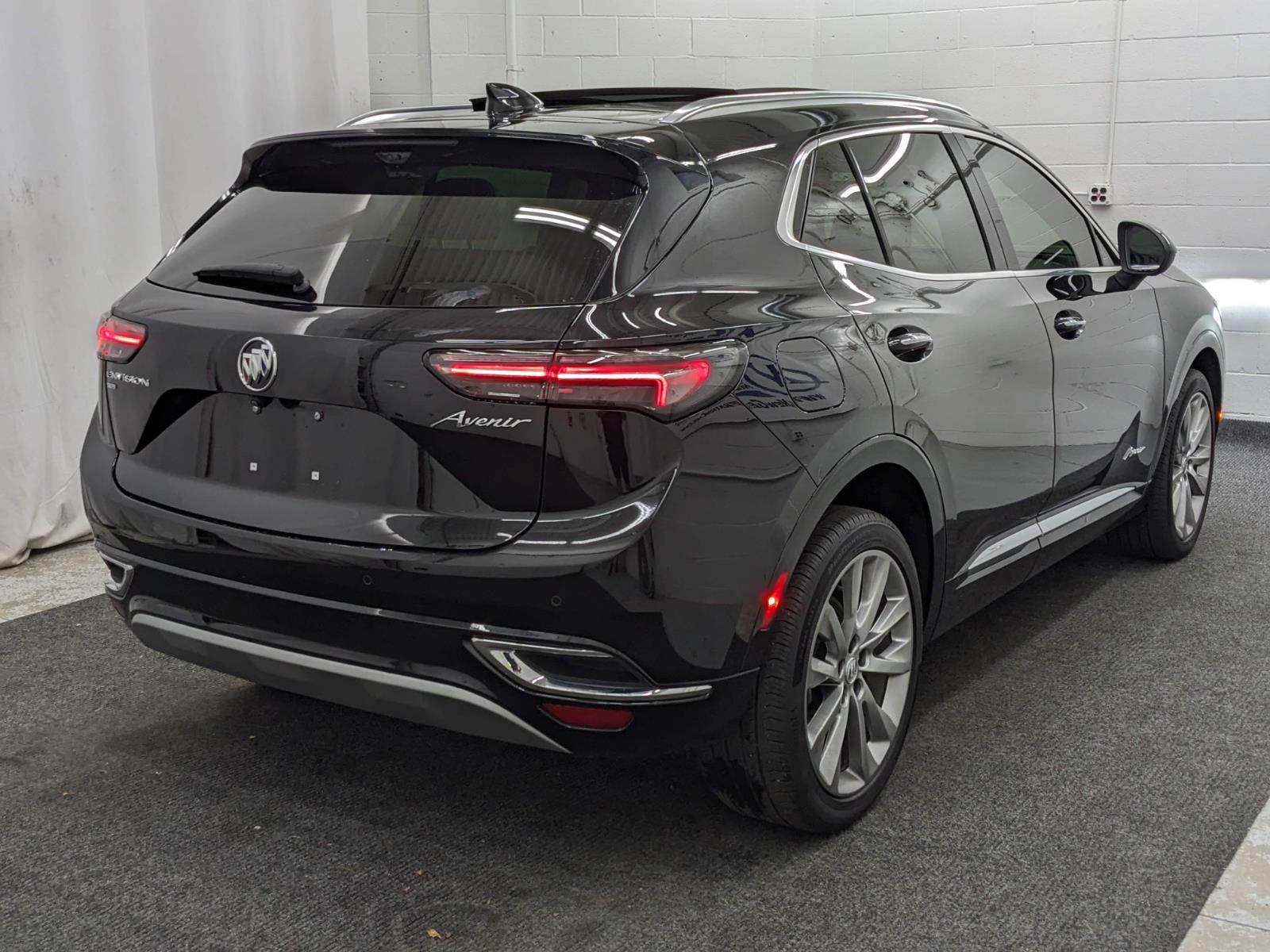 2023 Buick Envision Avenir photo 2