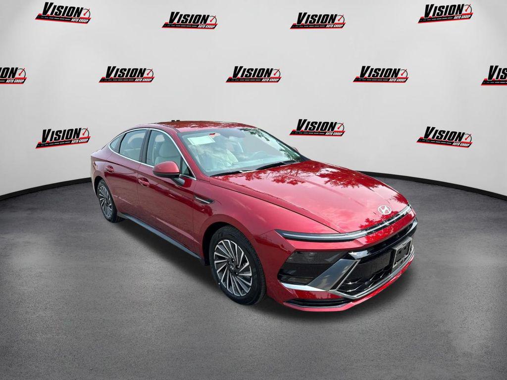 2025 Hyundai Sonata Hybrid SEL photo 3
