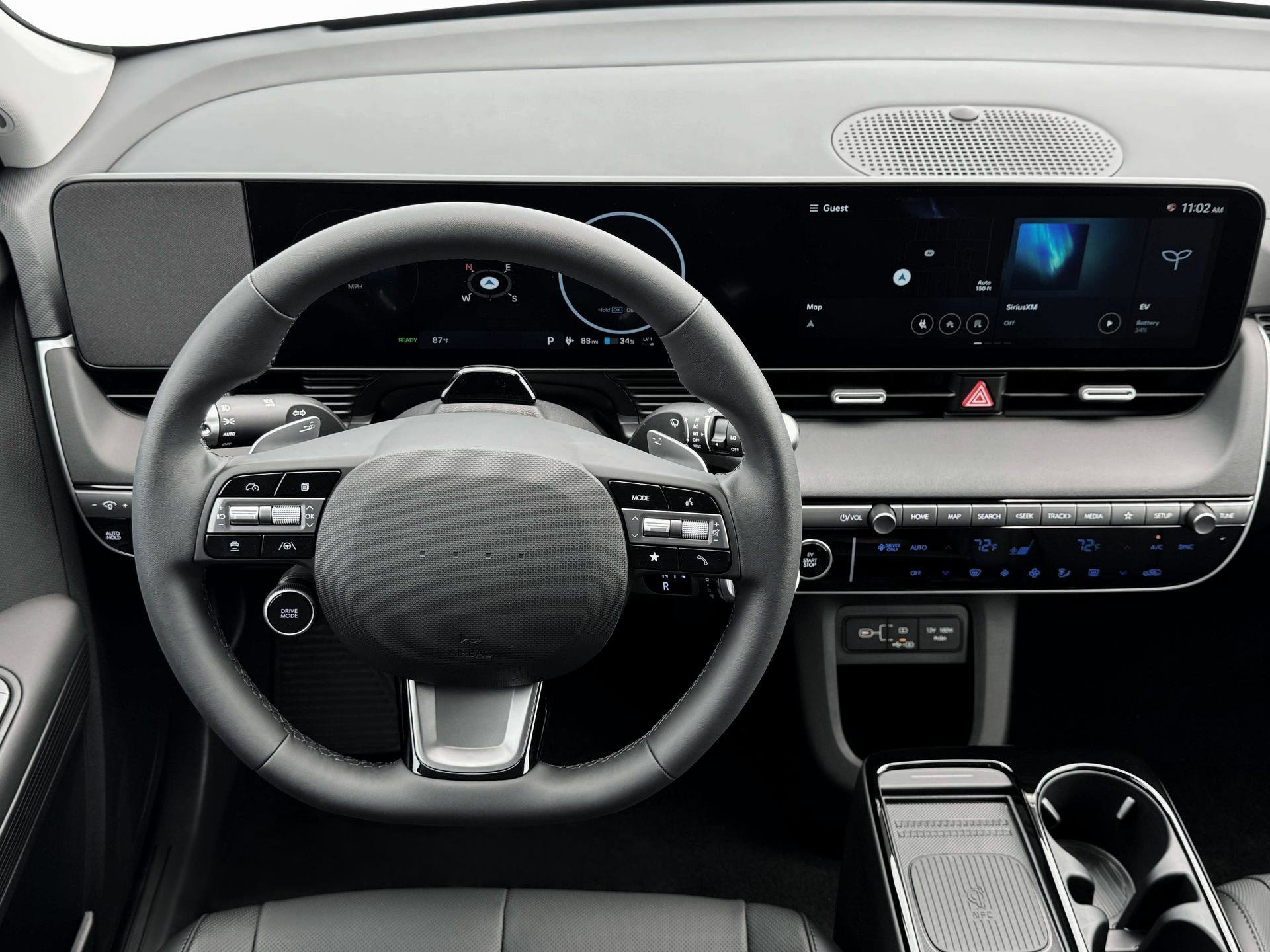 2025 Hyundai Ioniq 5 SEL photo 17