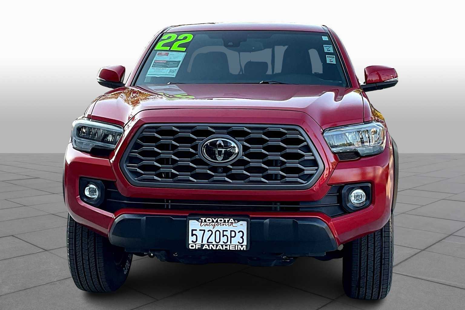 2022 Toyota Tacoma TRD photo 3