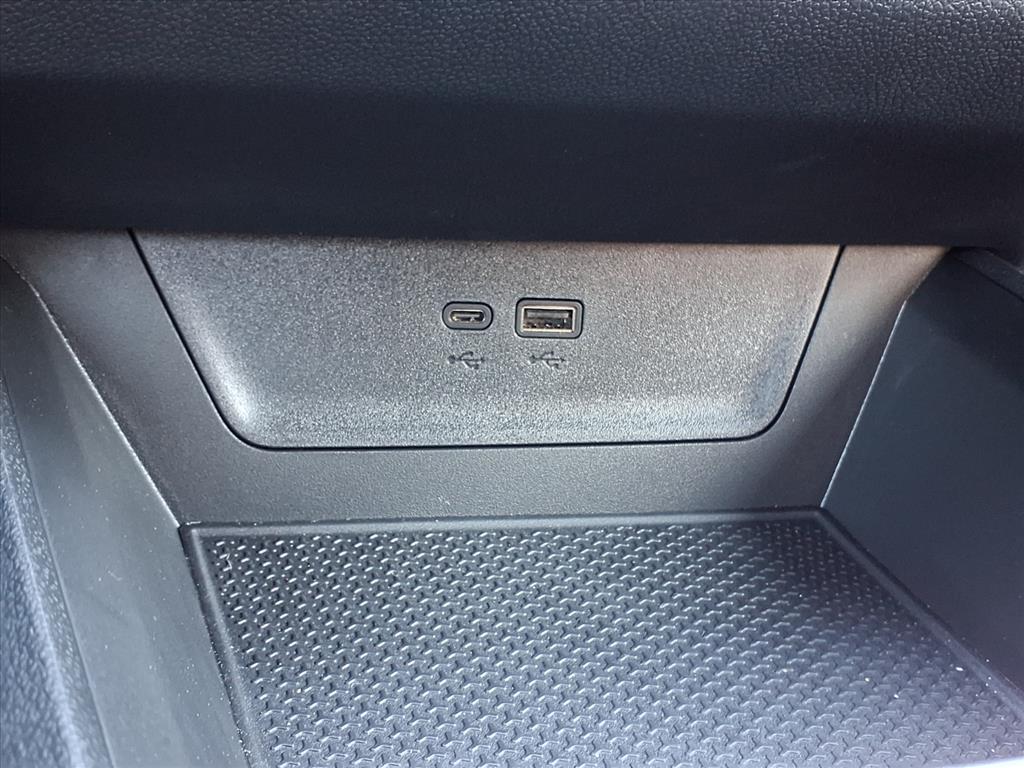 2025 Chevrolet Equinox LT photo 7