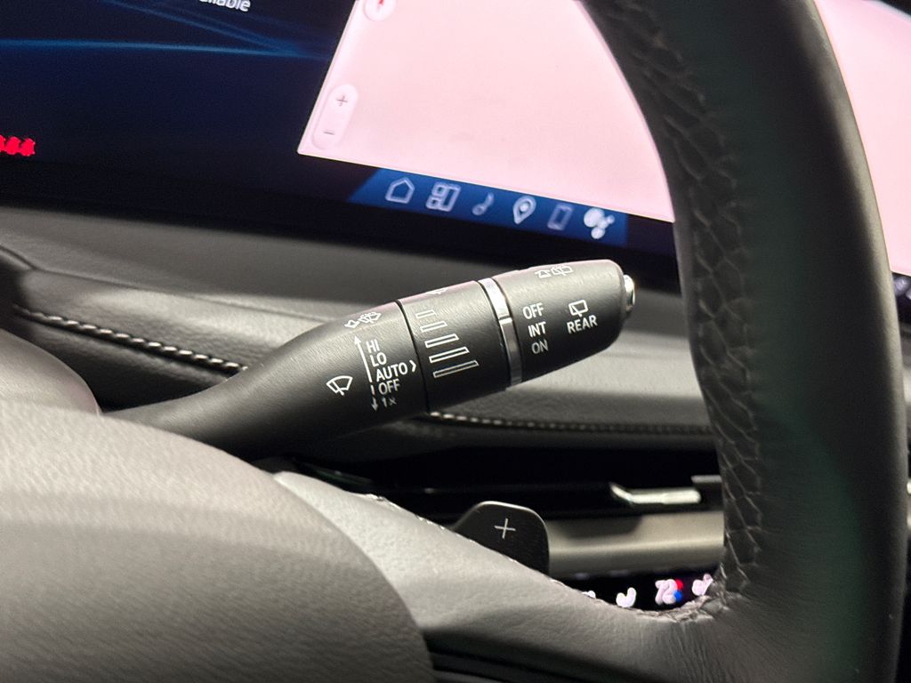 2025 Cadillac XT4 Premium Luxury photo 18
