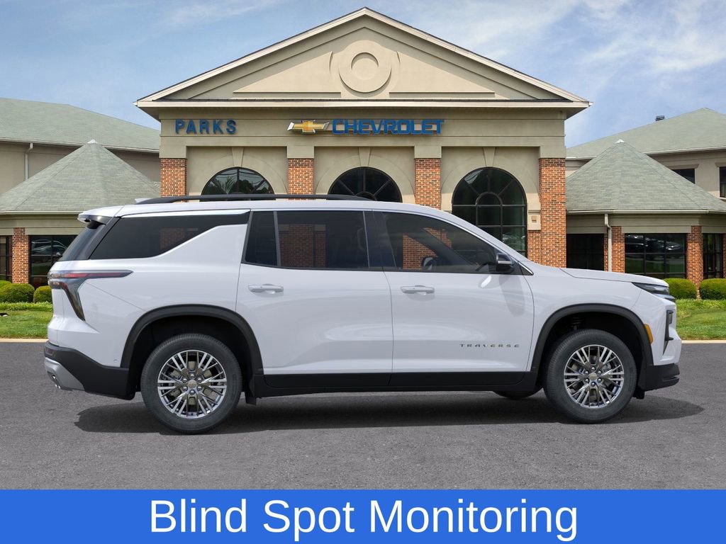 2026 Chevrolet Traverse photo 2