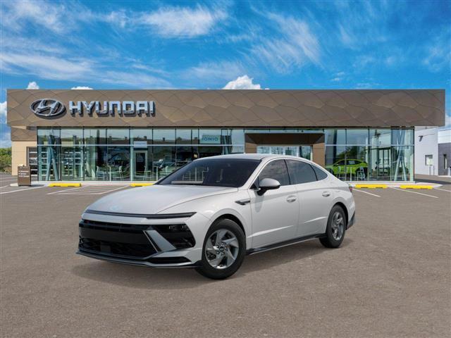 2026 Hyundai Sonata SE's photo