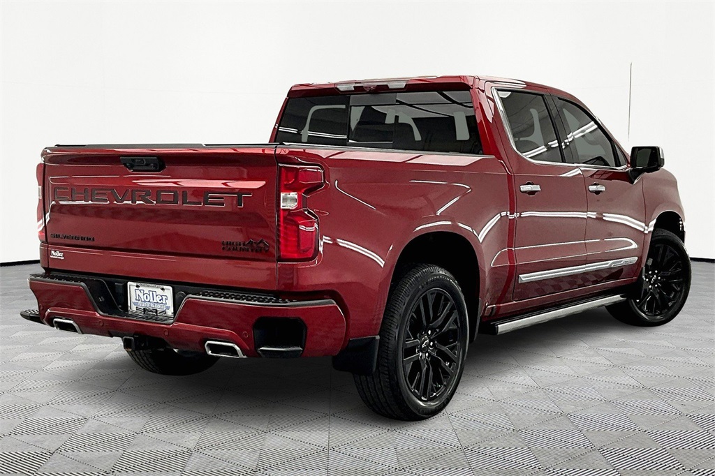 Used 2024 Chevrolet Silverado 1500 High Country with VIN 1GCUDJEL6RZ151528 for sale in Kansas City