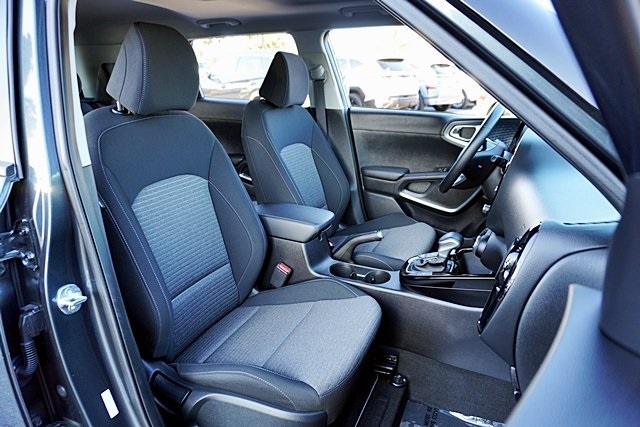 Used 2023 Gray Kia EX image 10