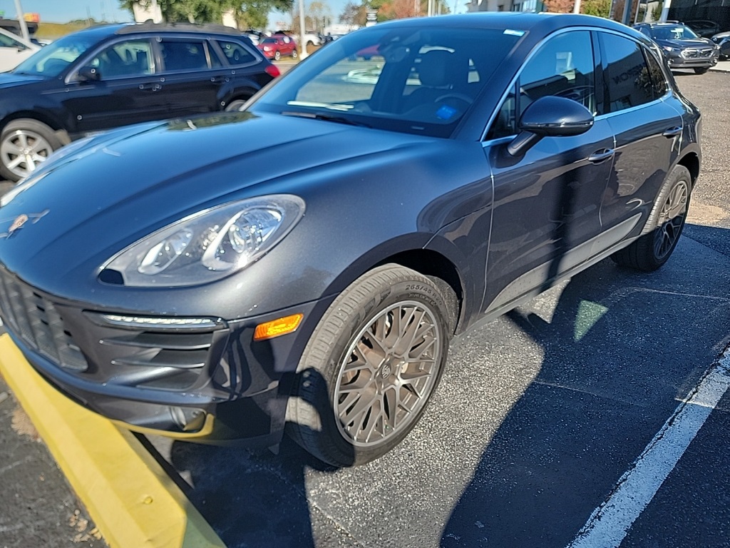 2017 Porsche Macan S's photo