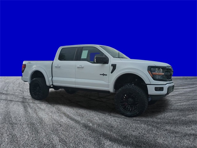 2025 Ford F-150 XLT photo 2