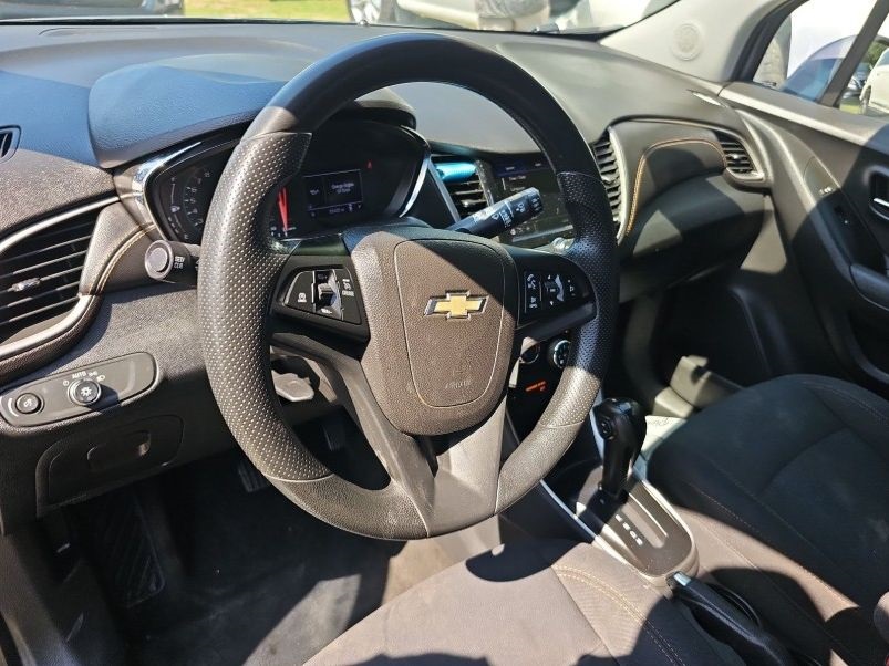 2020 Chevrolet Trax LS photo 24