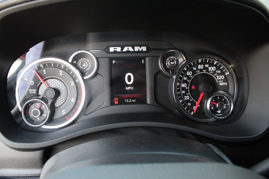 2024 Ram 2500 Tradesman photo 14