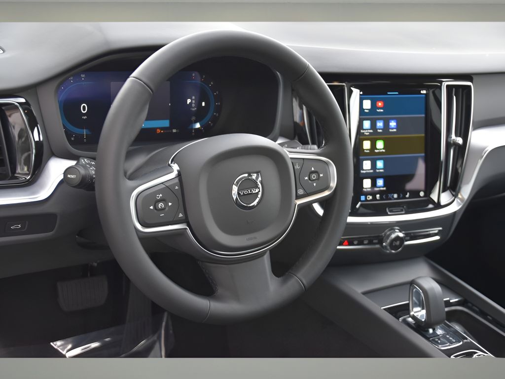 2024 Volvo S60 B5 Core photo 7