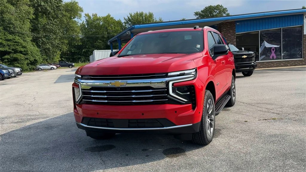 2025 Chevrolet Tahoe LT photo 4