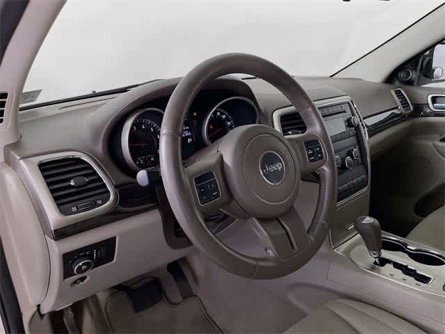 2011 Jeep Grand Cherokee Laredo photo 9