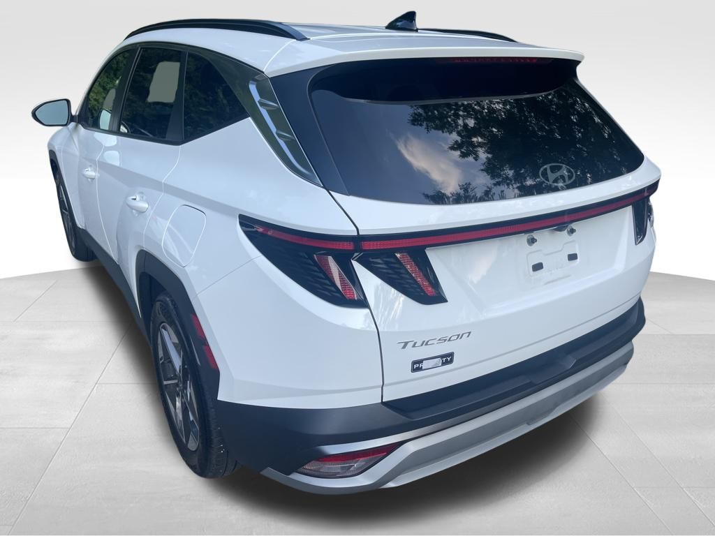 2025 Hyundai Tucson SEL Convenience photo 3
