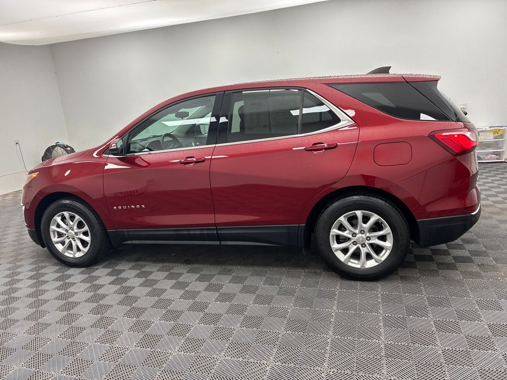 2019 Chevrolet Equinox LT photo 4