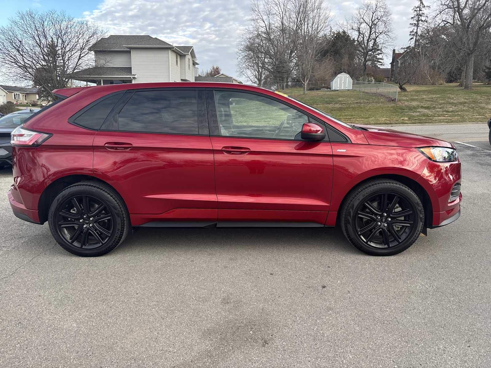 2024 Ford Edge ST-Line photo 4