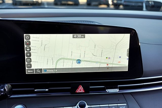 2024 Hyundai Elantra SEL photo 24