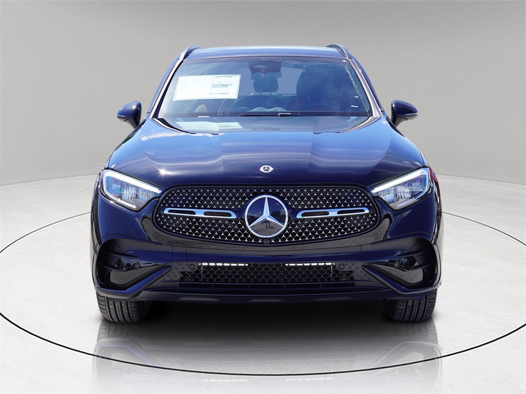 2026 Mercedes Benz GLC 300 photo 2