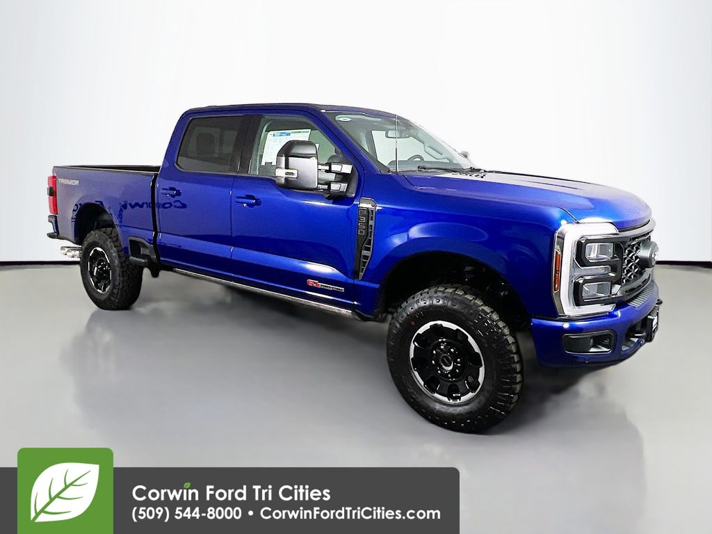 2026 Ford F-350 Super Duty Lariat's photo