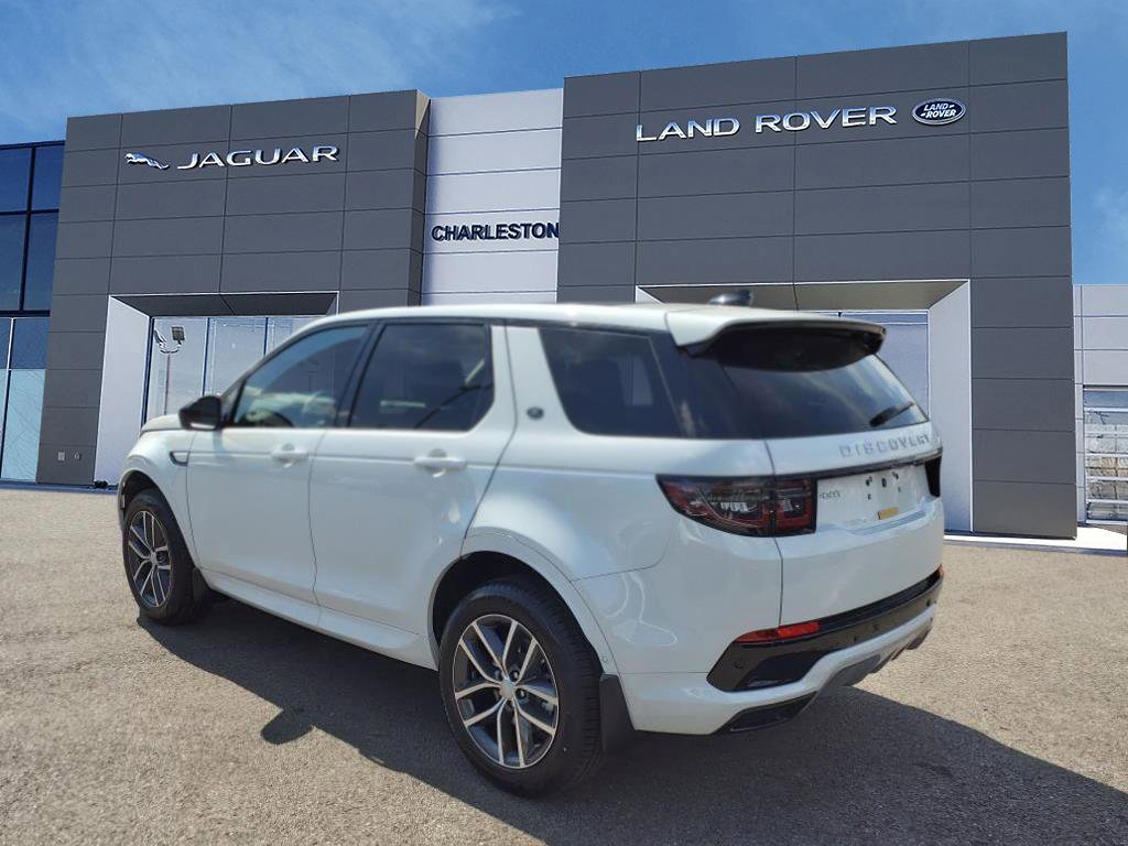 2025 Land Rover Discovery Sport S photo 3