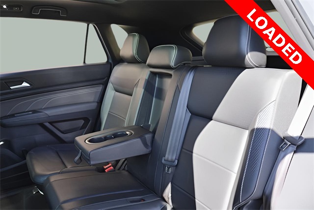 2021 Volkswagen Atlas Cross Sport V6 SE Technology R-Line photo 4