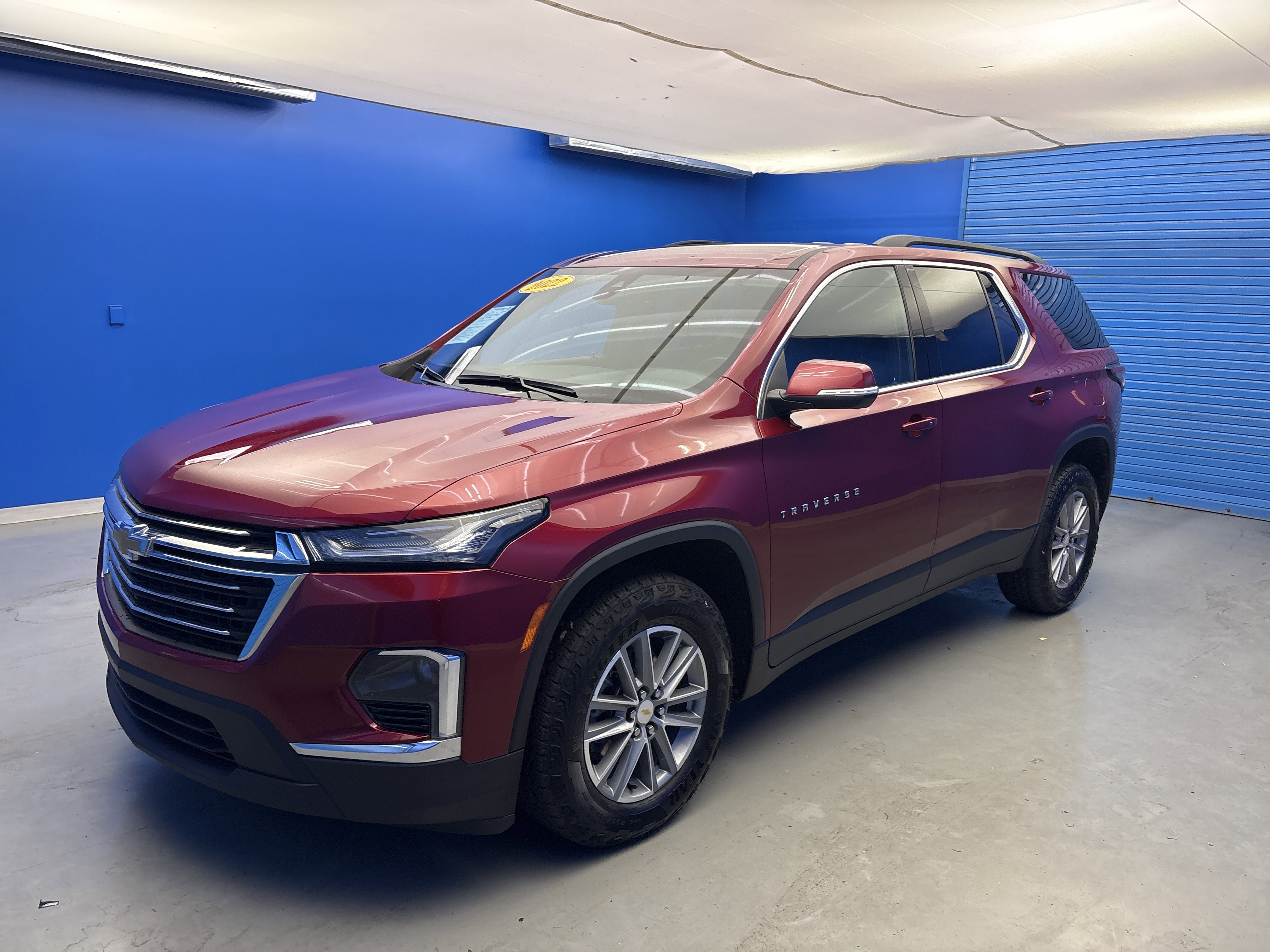 2022 Chevrolet Traverse Cloth photo 2
