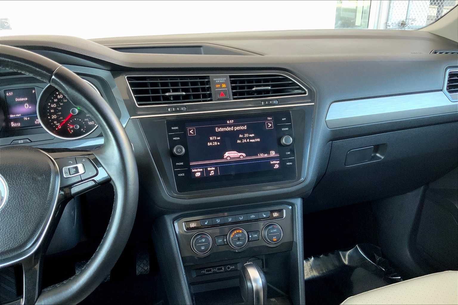 2018 Volkswagen Tiguan SE photo 6