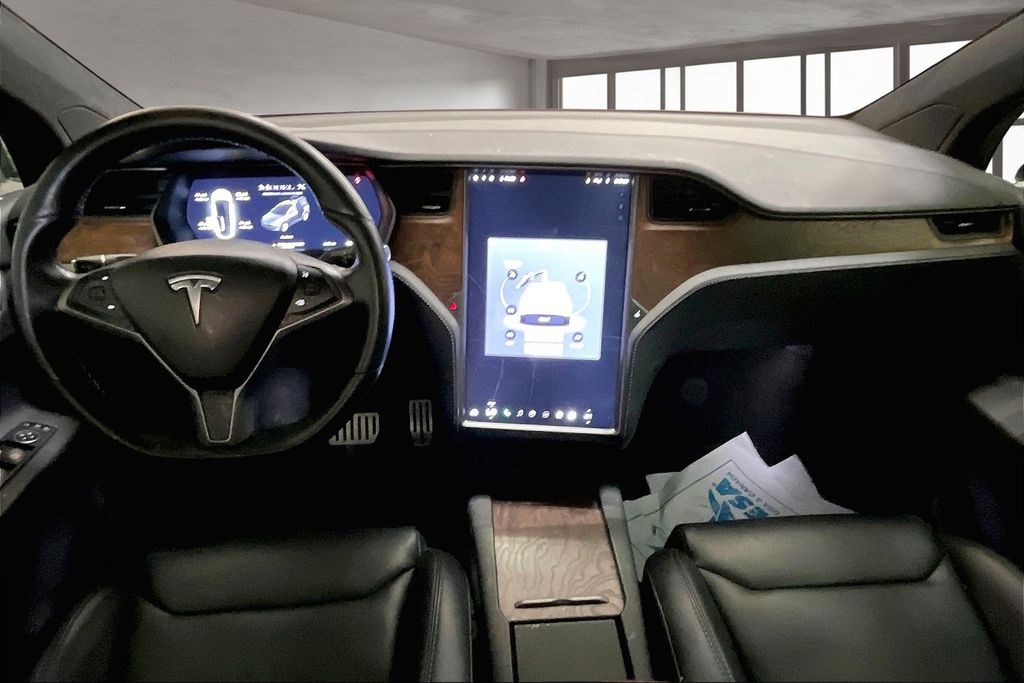 2019 Tesla Model X Performance photo 13