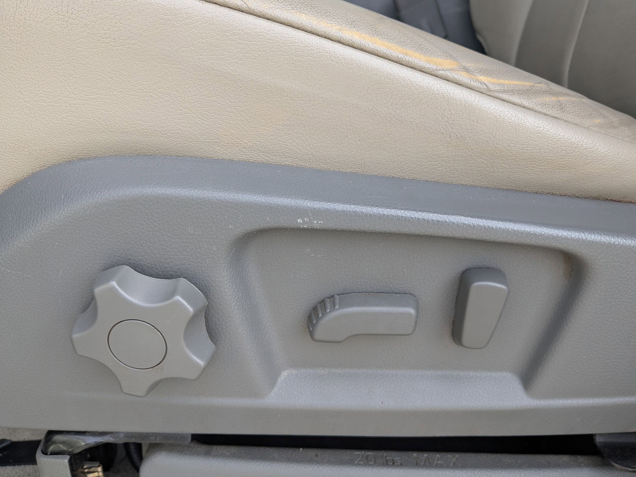 2019 Nissan NV3500 photo 25