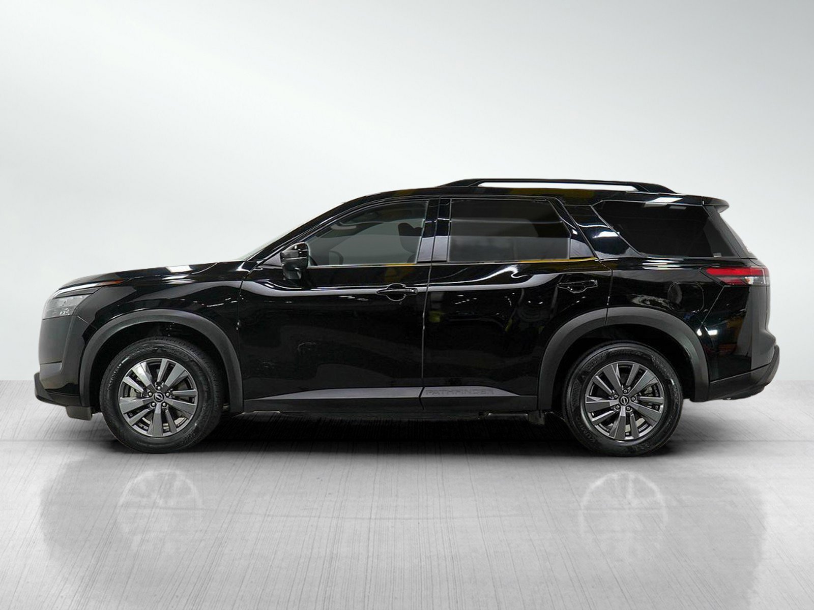 Used 2023 Nissan Pathfinder SV with VIN 5N1DR3BD7PC266404 for sale in Minneapolis, Minnesota