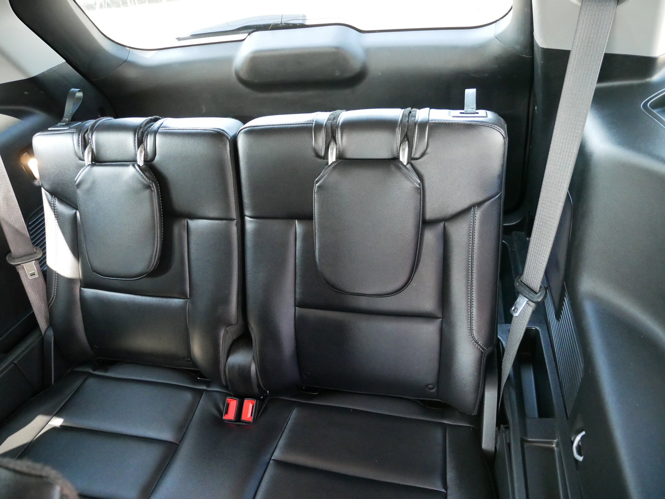 2023 Ford Explorer Limited photo 13