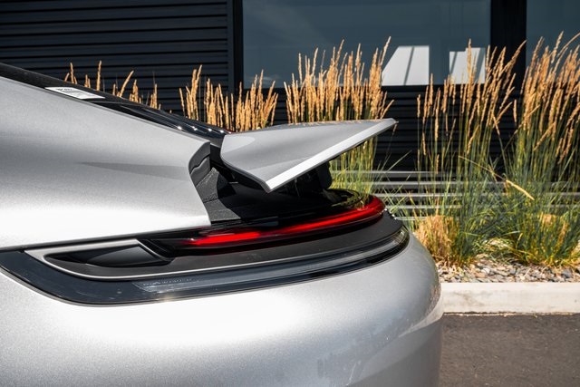 2025 Porsche 911 S photo 9