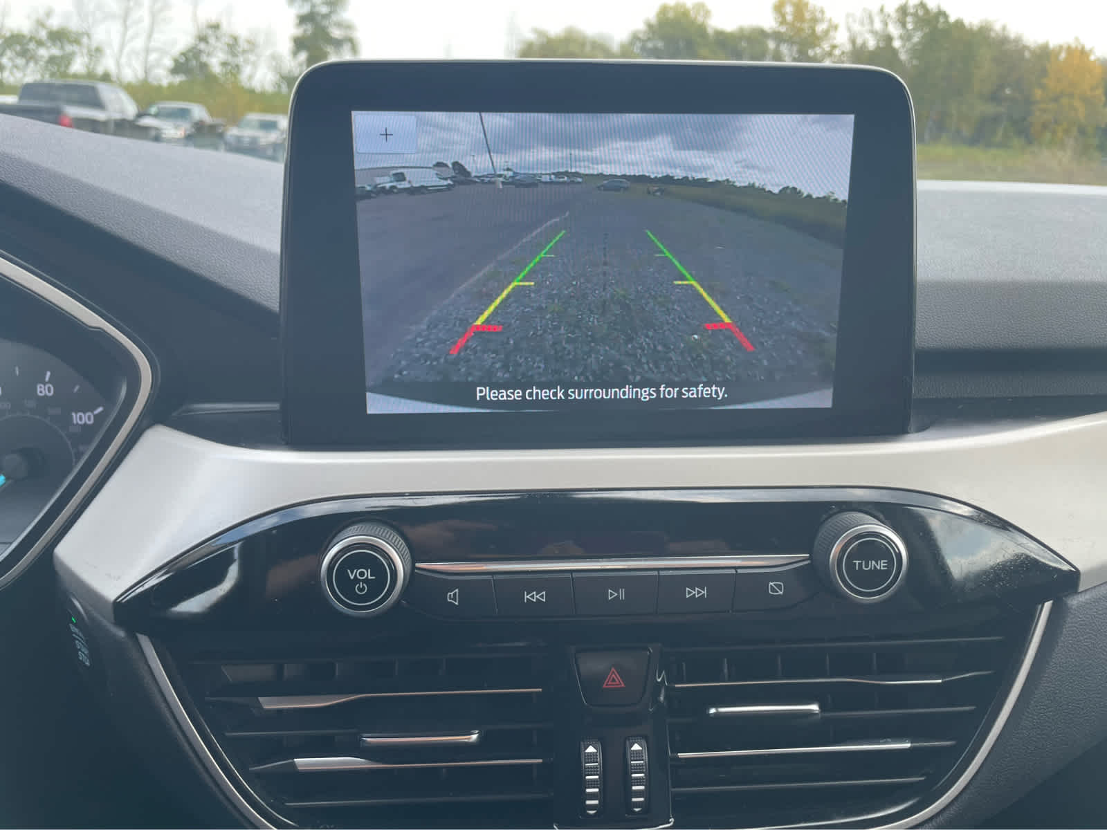 2020 Ford Escape SE photo 21
