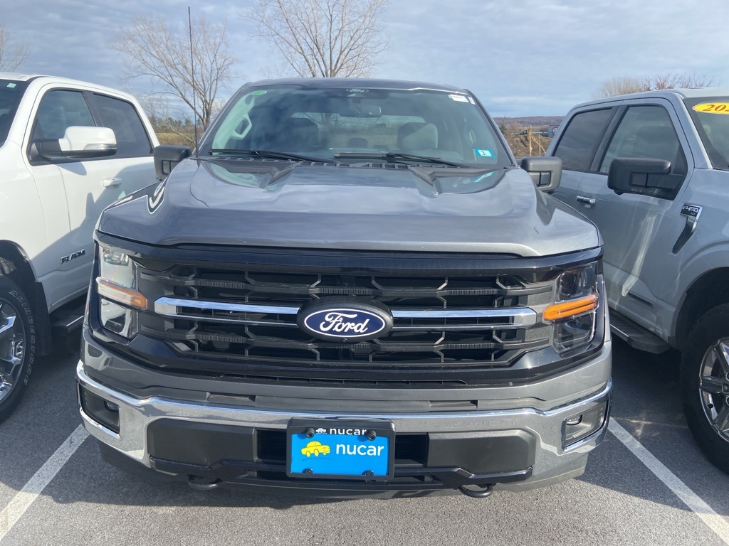 2024 Ford F-150 XLT photo 2