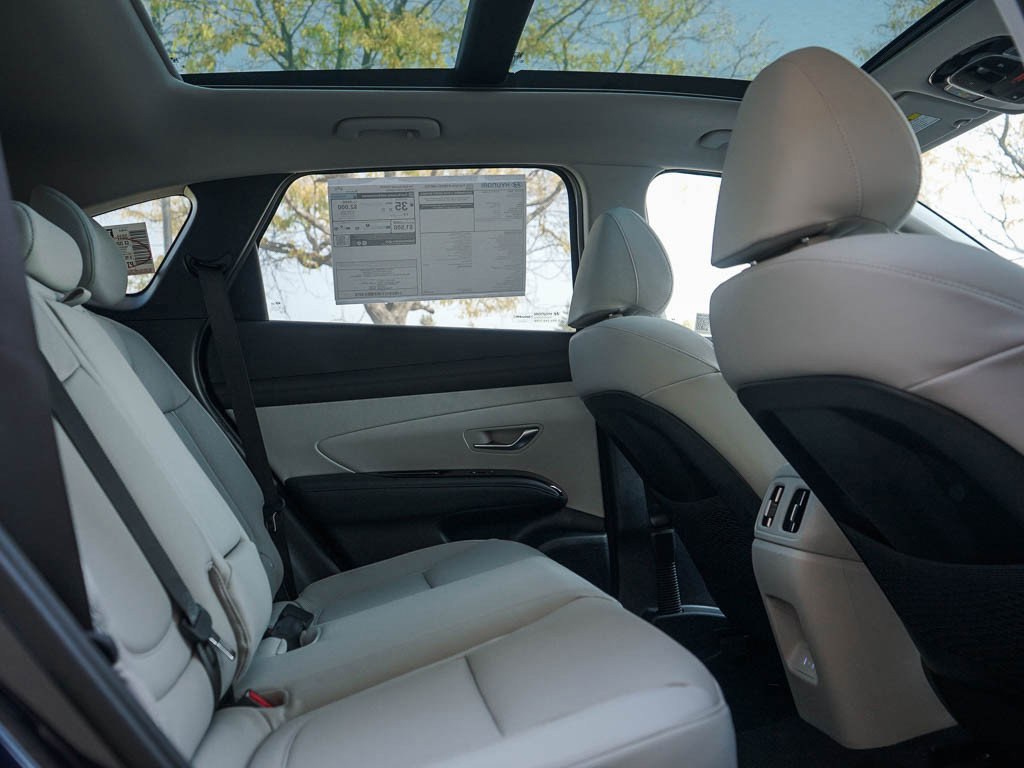 2025 Hyundai Tucson Hybrid Limited photo 11