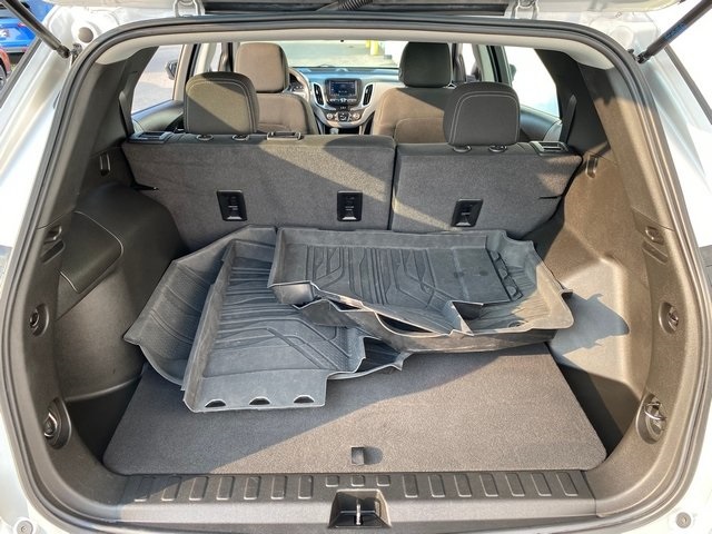 2022 Chevrolet Equinox LS photo 18