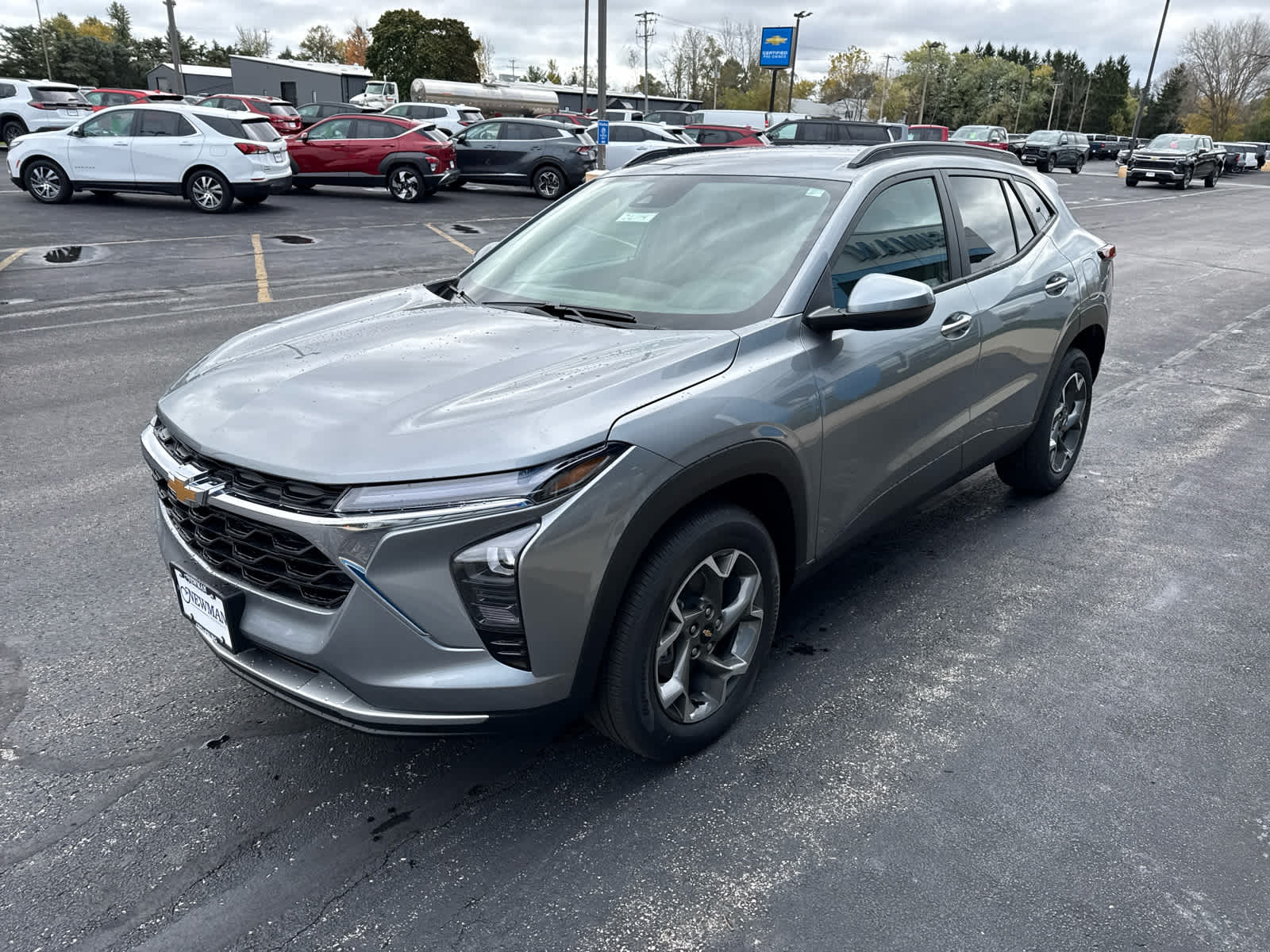 2026 Chevrolet Trax LT photo 3