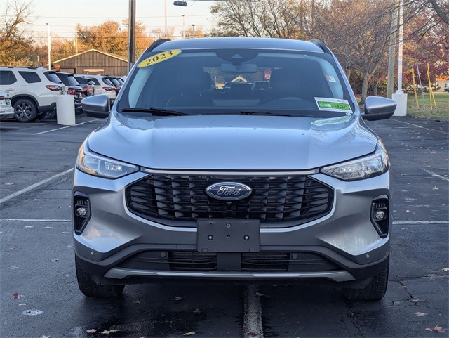 2023 Ford Escape Hybrid Platinum photo 3