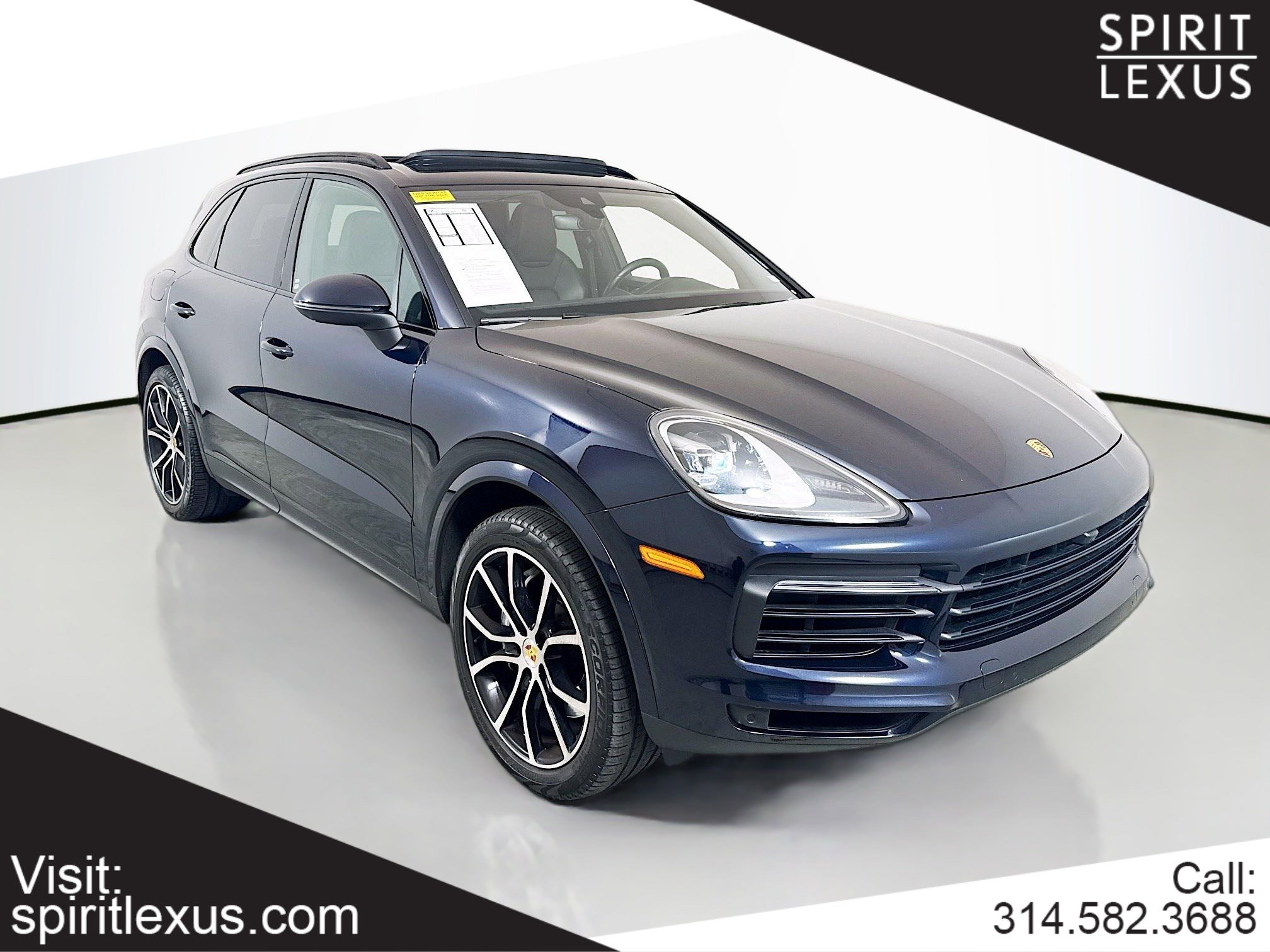 2023 Porsche Cayenne Base's photo